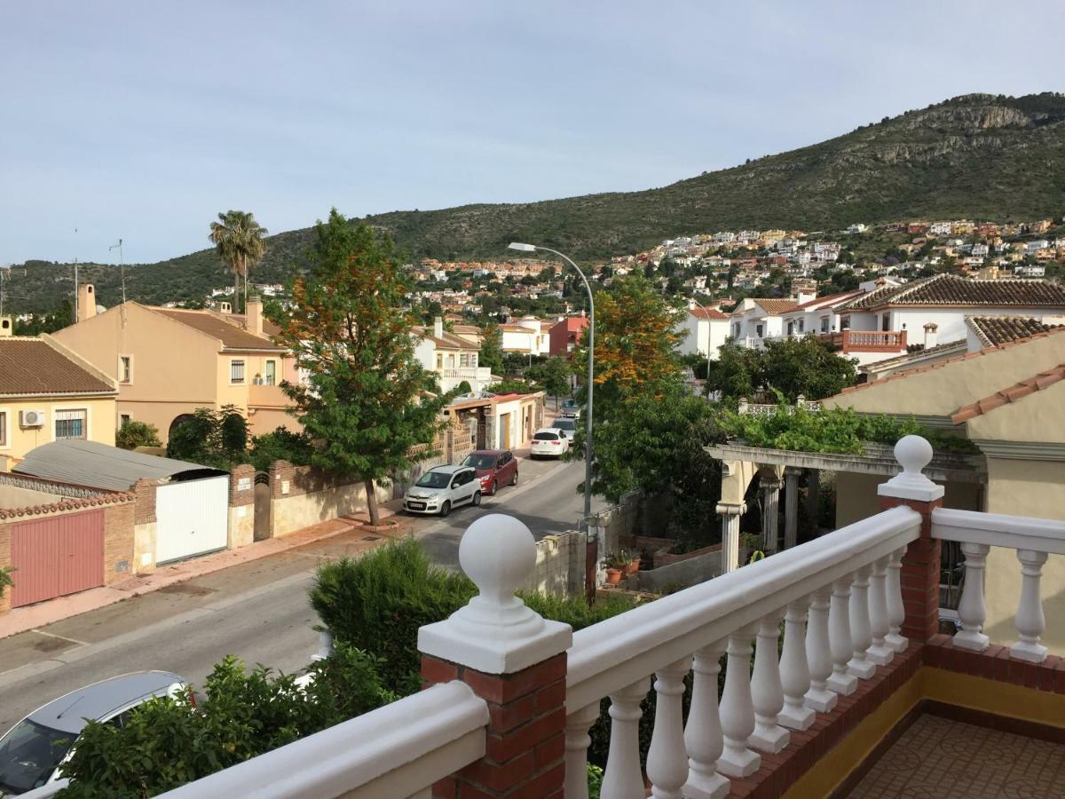 Chalet Con Barbacoa, Chimenea Y Piscina En Alhaurin De La Torre "No Emitimos Factura" Exterior foto